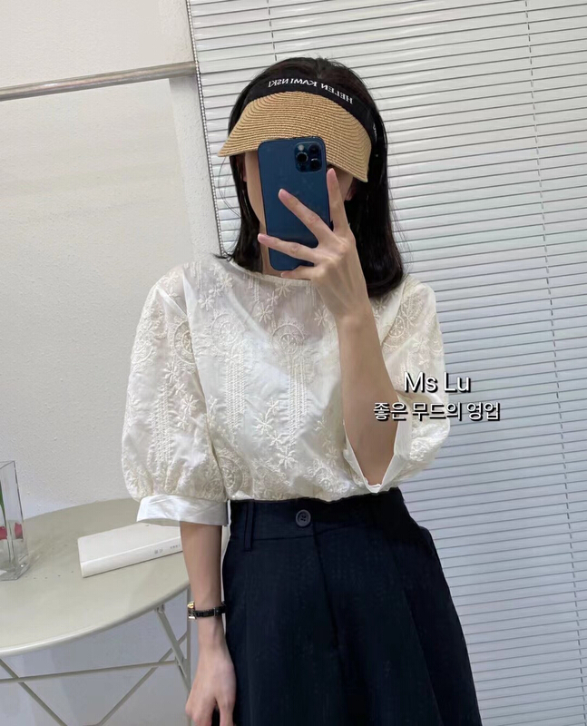 [Xiaoxiaojia] custom patterned back chic buckle design lace blouse 80598# WTT