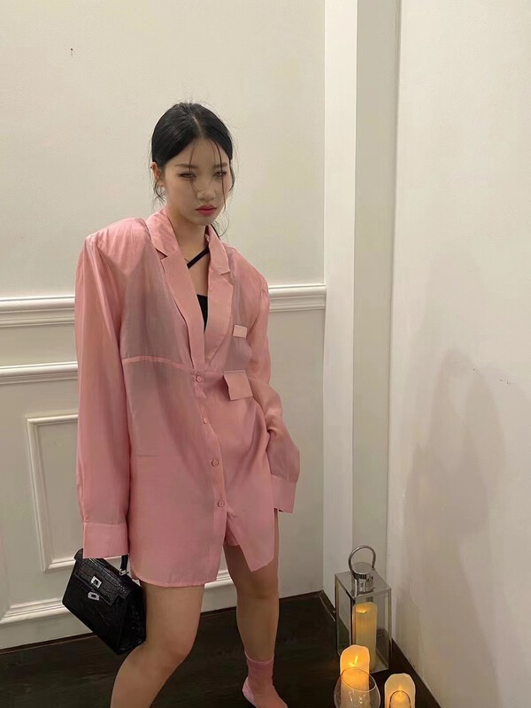 [c.h.z] simple WindNet red foreign style sunscreen shirt + breathable versatile Shorts Set 80083\wtt