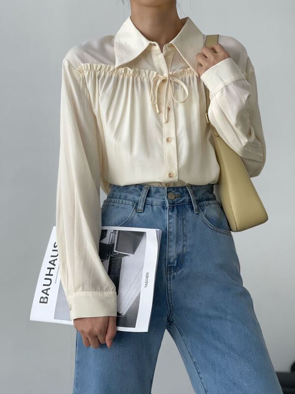 New year in early spring! [context sense] Korean pleated small feature white versatile shirt tts1026# CLS