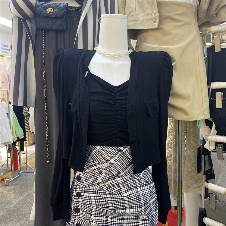 [semi plain] solid color bubble sleeve short cardigan + pleated suspender vest two-piece suit z021# ZSY