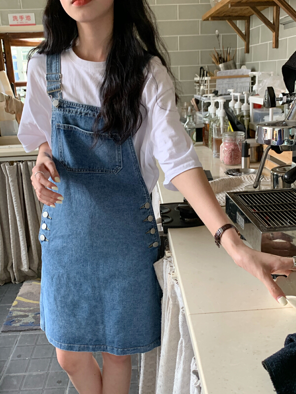 [meet me] Korean style age reducing versatile loose denim strap skirt ys-6988# ll