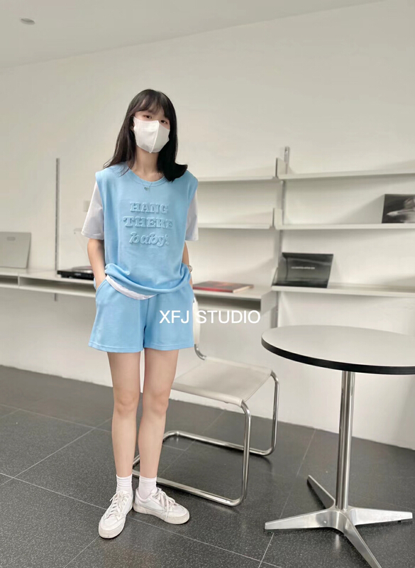 [Xiaofan family] loose sports leave two short sleeved T-shirts + wide leg casual Shorts Set 8215# LSW