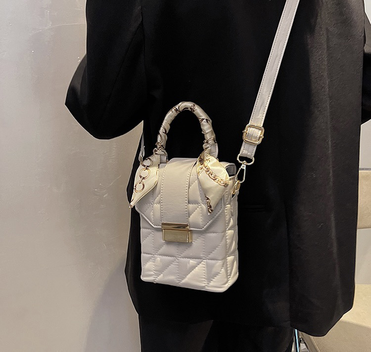 [yes] Korean fashion messenger bag (with silk scarf / shoulder strap) 22015# ozq