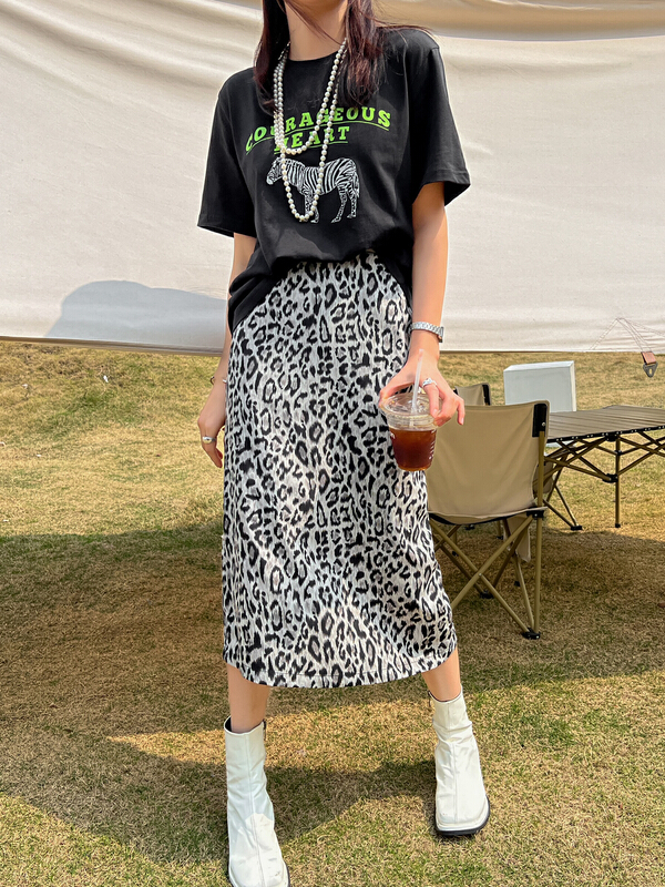 goods in stock! New year in early spring! [bubble] leopard split lady skirt 22q006# ozq