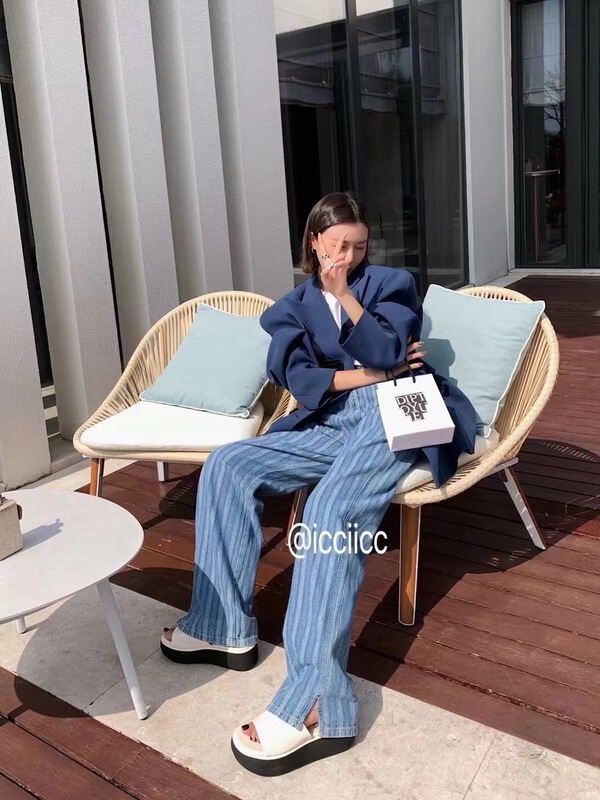 goods in stock! New year in early spring! [icciicc] Korean fashion trend striped loose jeans 900205# CLS