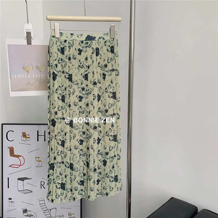 New in early summer! [Bonnie] pleated to show thin, versatile skirt 2235# XYJ