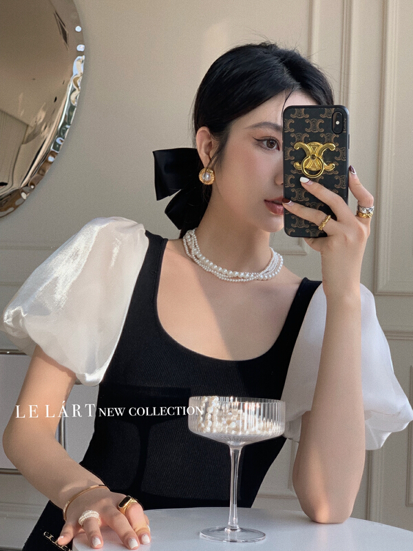 goods in stock! New year in early spring! [le lart] original high fashion French Hepburn Style Bubble Sleeve T-shirt axl1795332# jhy