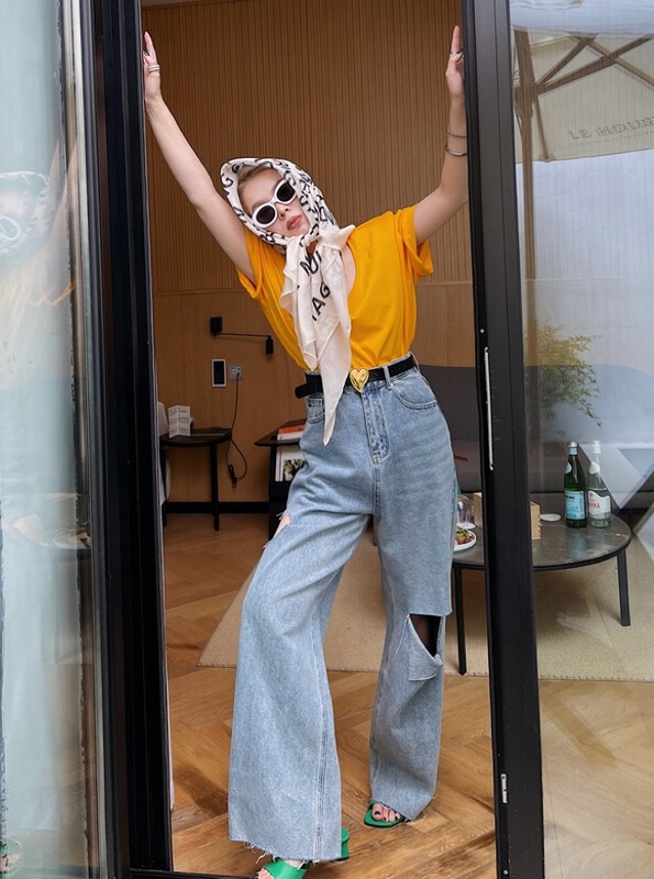 [c.h.z] design sense: double side holes, fashionable floor dragging wide leg jeans a6573# WTT