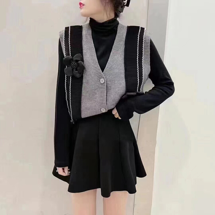 New year in early spring! [S.J] Korean fashion V-neck color matching vest (with detachable corsage) 9679# LJF