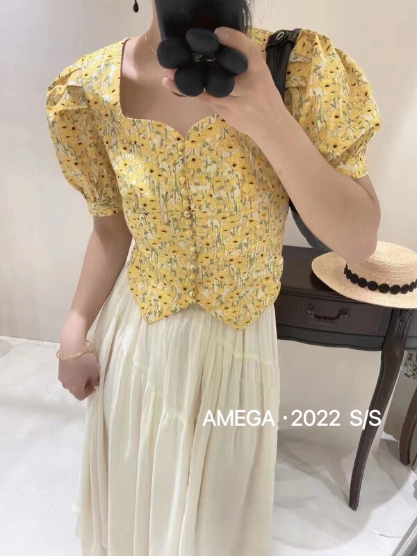 goods in stock! New in early summer! [amega] Korean foam sleeve floral blouse 6764# HBx