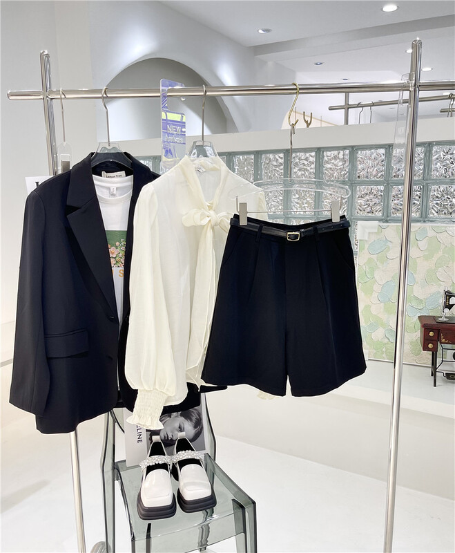 Cxdhh/ new year in early spring! [lemon tree] Korean version simple clear color wide leg casual shorts (with belt) ys1-xb9-66031\xyy
