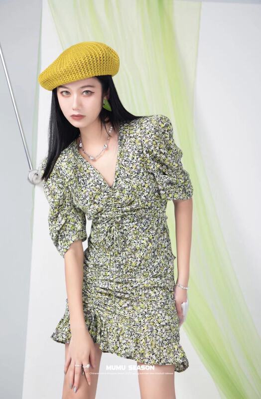 [Mumu season] small fresh V-neck floral dress 6198# zxl