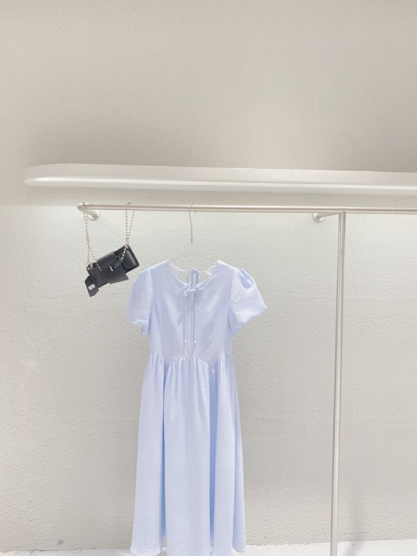 New in early summer! [Feimao Philippine cat] round neck bubble sleeve waist closing Korean style dress ym-7411# LSL