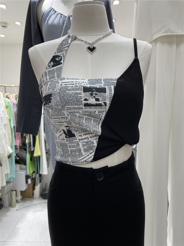 [semi vegetarian] Spice Girl retro newspaper printed short vest / sling 057# zjy