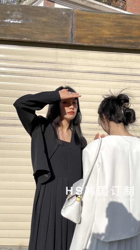 New year in early spring! [HS customized in Korea] Korean Short V-neck suit (excluding skirt) 26017# hjy