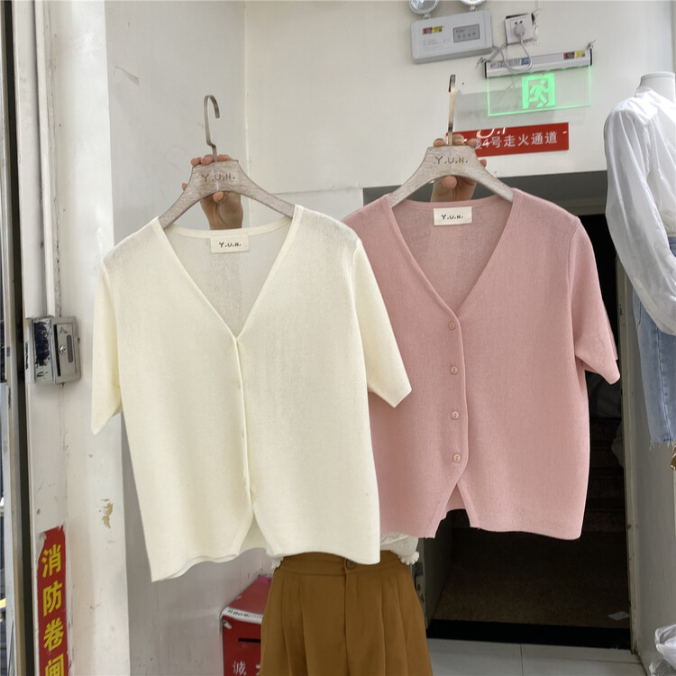 [Yun] Korean style V-neck short sleeve sweater 6337# CSX