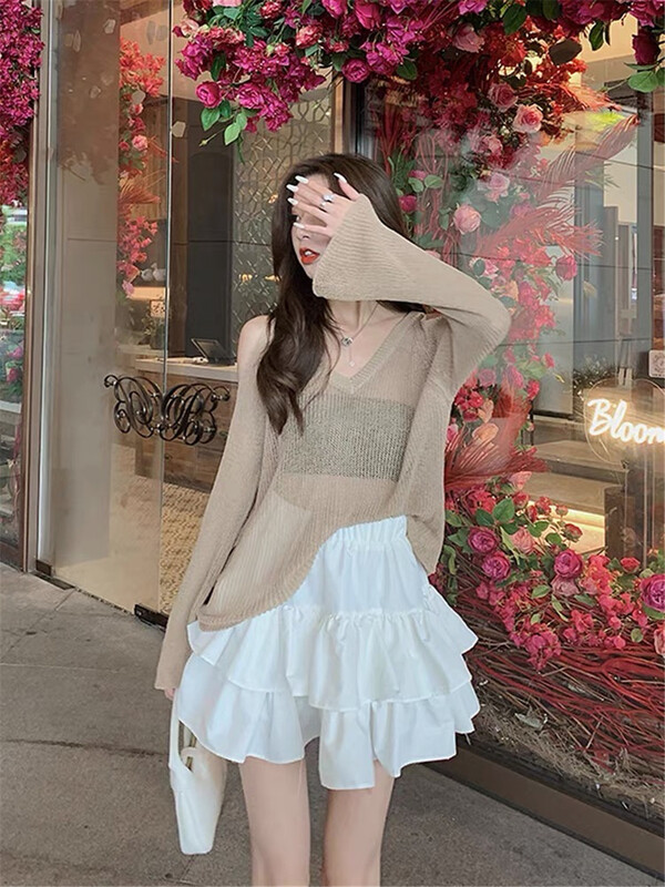[lucky. Bibi] solid color hollowed out off shoulder sunscreen shirt + ruffled skirt two piece suit 1025# cqw