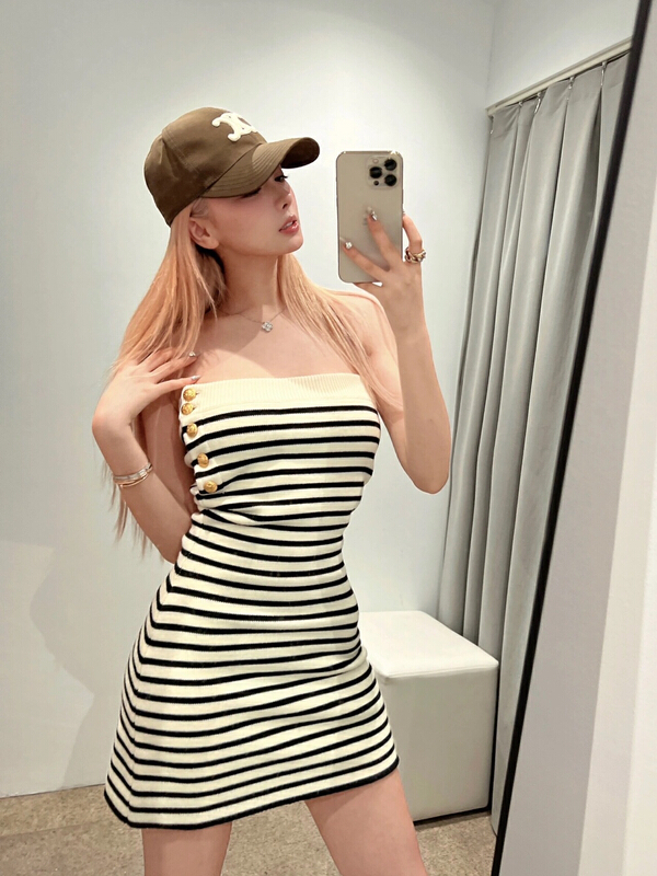 New in early summer! [Doudou family] sexy chest wrapped stripe metal buckle temperament dress 88146# CLS