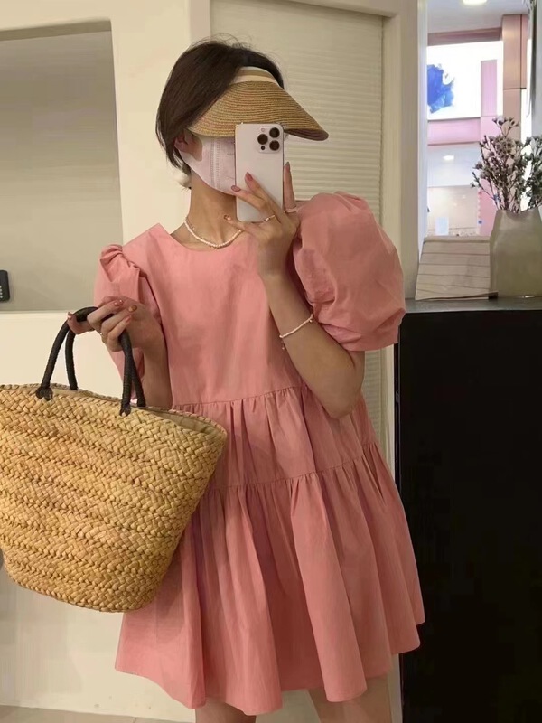 [Xixi +] Korean bubble sleeve back lace up solid color Pleated Dress b9018# WTT