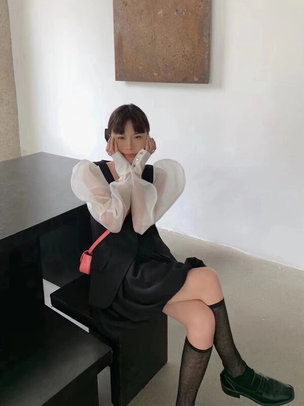 goods in stock! New in early summer! [Yan Zhen] Korean version solid color pleated blouse + high waist slim skirt suit 67766# PCZ