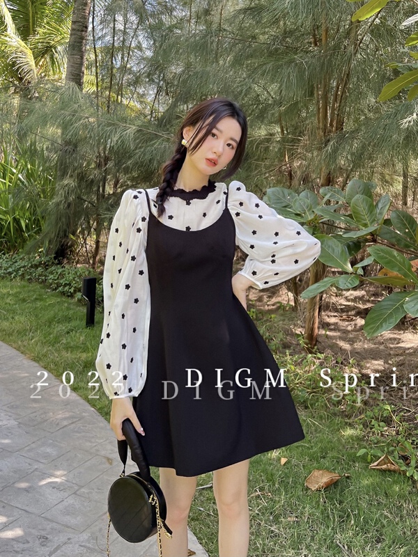 goods in stock! New year in early spring! [digm] lady embroidered fabric design loose blouse 1715# zxx