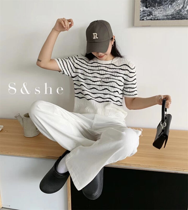 New in early summer! [she] Korean simple stripe short sleeved sweater 1158a# XJ