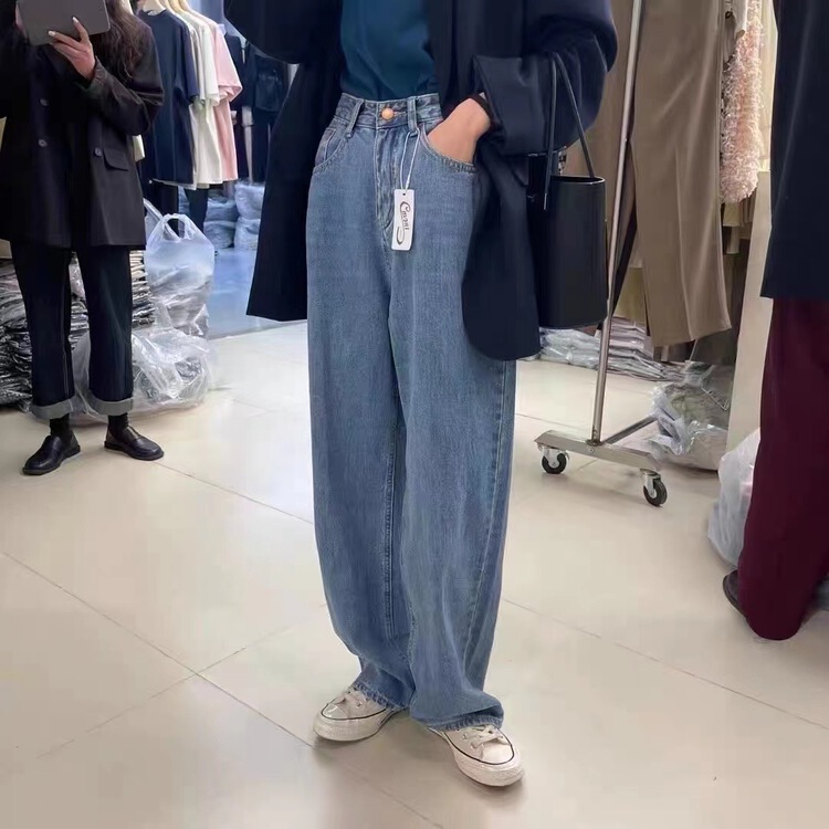 Hot selling book at the stall! [emoni] Korean style versatile loose and mopping thin jeans ys4-24120# CLS