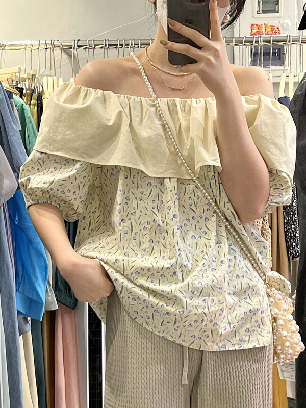 [moment with you] gentle and straight shoulder blouse t0618-j# LSW