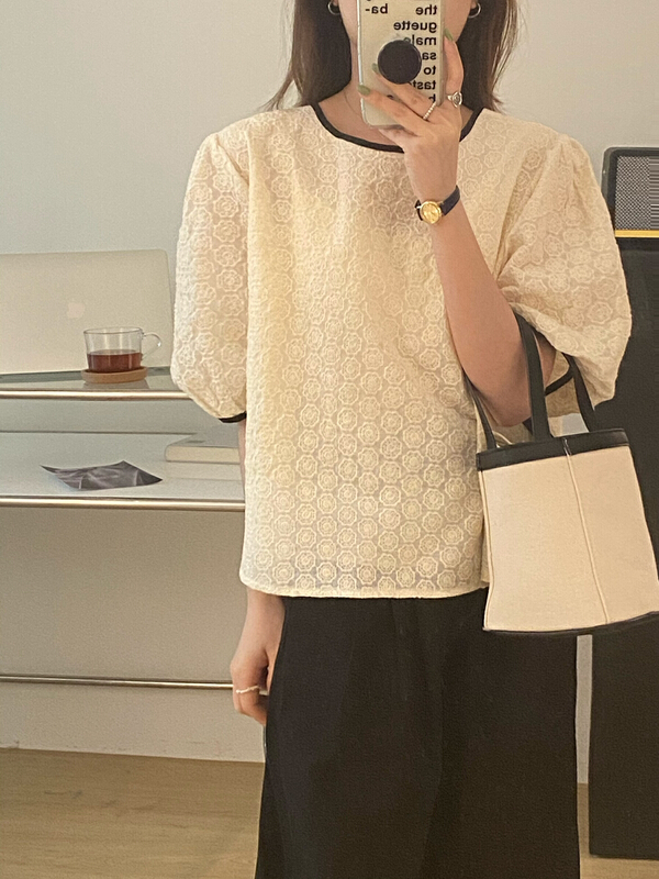[tototellme] Korean version simple embroidered blouse 20483# HBx