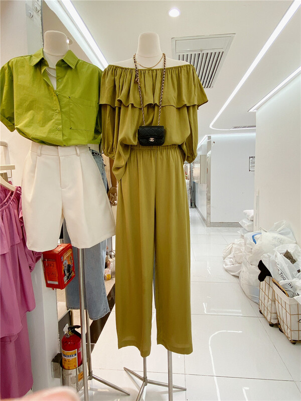 [Jian hee] a line shoulder lotus leaf edge blouse + elastic waist casual pants set (only sell sets) 2302# ozq