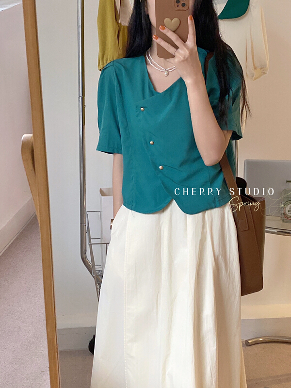 New in early summer! [cherry studio] Korean diagonal button short shirt 5083# HBx