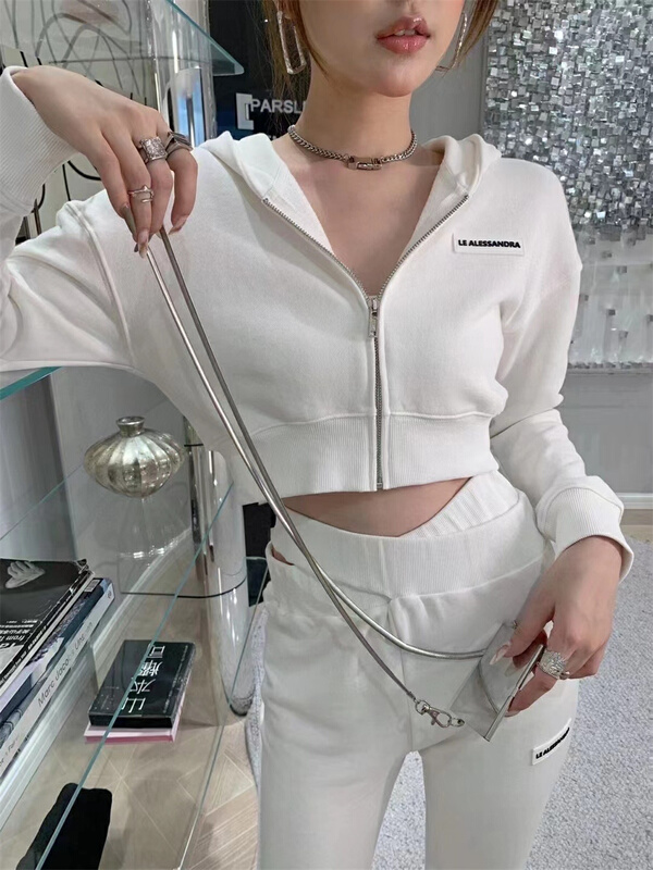New year in early spring! [big C studio] simple and versatile hooded zipper jacket + Korean solid color comfortable casual suit 1687# PCZ