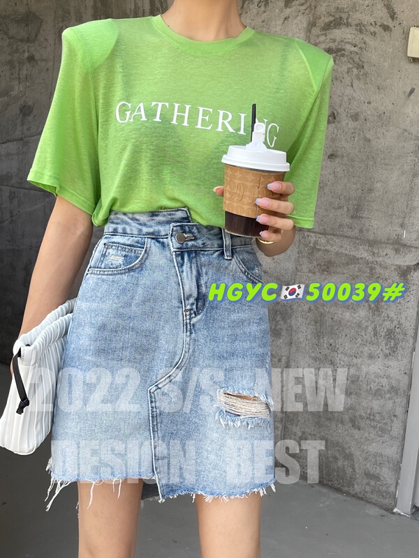 goods in stock! New in early summer! [original in Korea] Korean style broken hole irregular denim skirt 50039# L