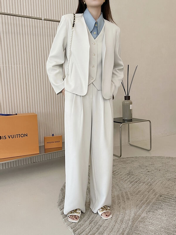 New year in early spring! [Hanna including that] straight tube wide leg high waist ol temperament fashion trousers m6133# XJ