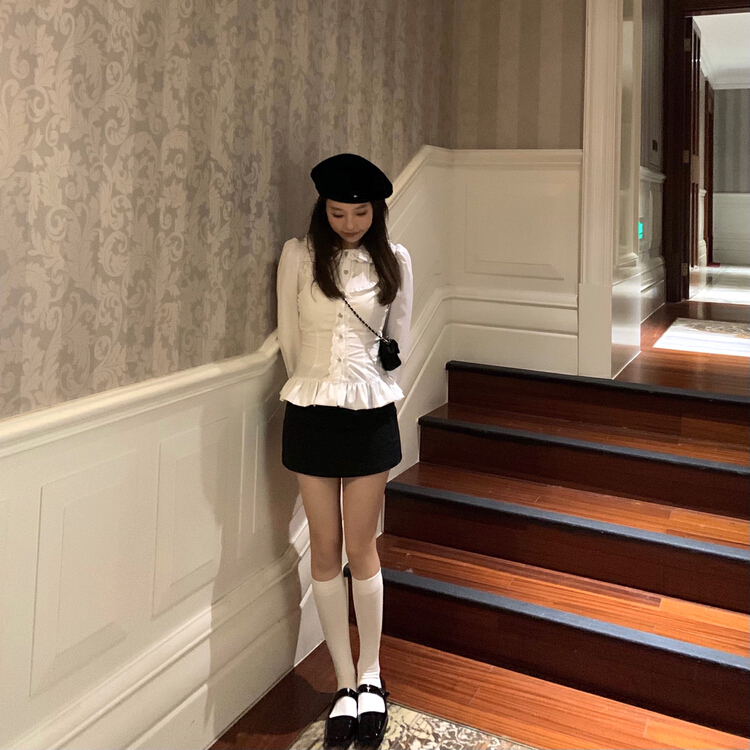 [pepper] sleepwalking Alice in Wonderland lace body design shirt 1276# Cl
