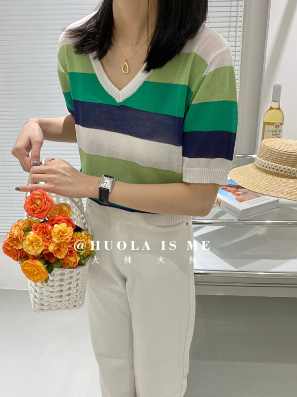 [hot Huola is me] V-neck contrast large stripe Casual Short Sleeve T-shirt 3153# cqw