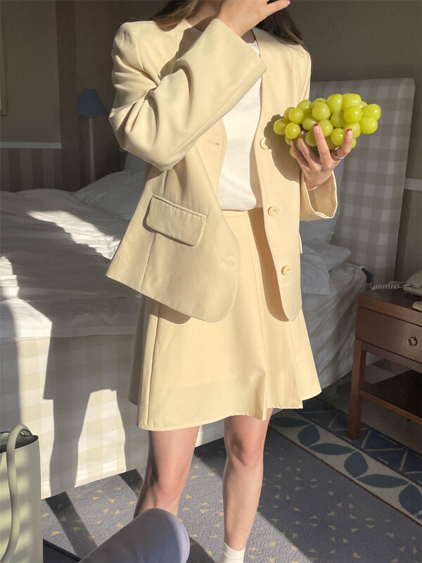 goods in stock! New year in early spring! [acme group] Korean fashion V-neck versatile suit (suit only) 0216# CLS