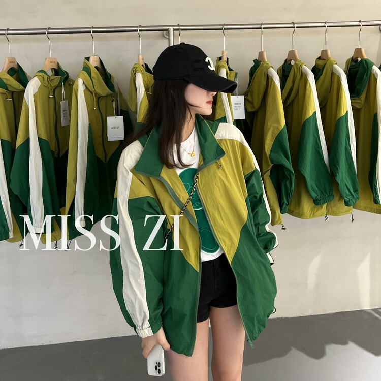 【MISS ZI】個性拼色寬鬆連帽防曬衫  2351#  CQW