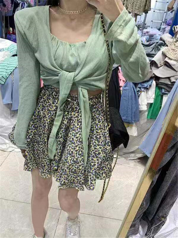 goods in stock! [sister] simple suspender Vest + versatile blouse two-piece suit (excluding matching) ys1-2352# ozq