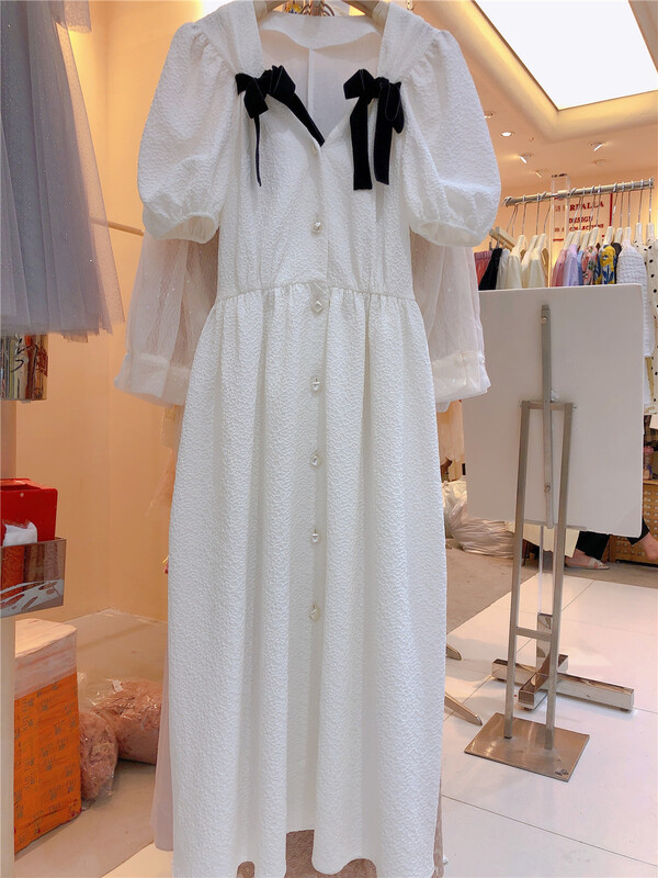New in early summer! [Cupertino] lady sweet aging bubble sleeve single breasted bow tie lace up dress (bow can not be removed) 8203-3# WPL