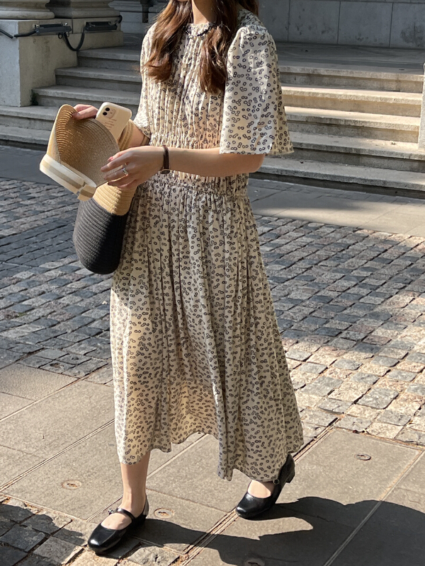 New in early summer! [on line] gentle wind round neck elastic waist pleated design dress a36666# lwy