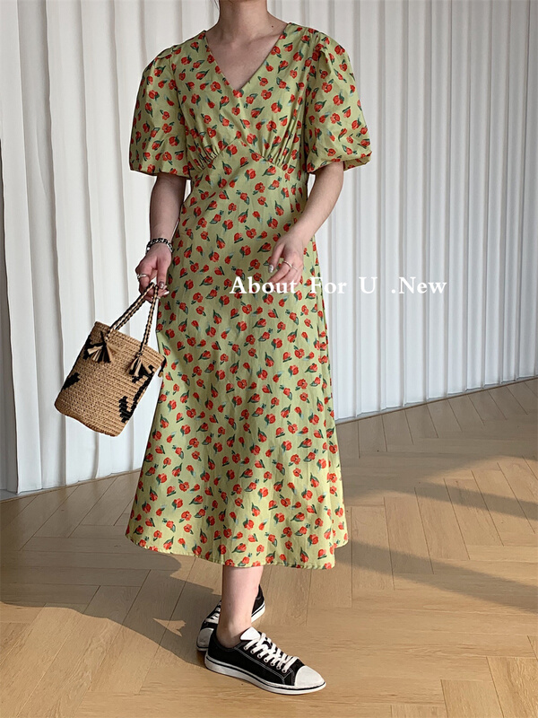 goods in stock! New in early summer! [about for u] French V-neck floral dress 66126# lwy