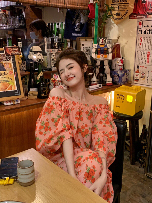 New in early summer! [timely rain] Han Feng ins sweet foreign fairy broken flower one line collar design dress 52515# WPL