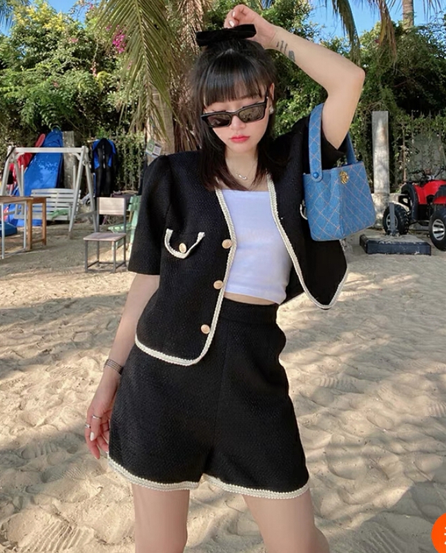 【N】 Summer thin material small fragrance style breasted blouse + casual versatile Shorts Set 0809# WTT