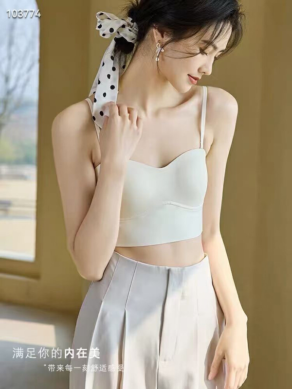 [Yaya] off shoulder essential traceless bra and bra 2262# CCL