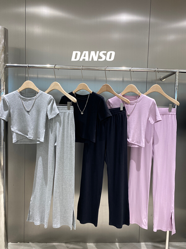 [DS] Korean round neck short sleeve T-shirt + comfortable casual pants set (with removable necklace) 51936d# XYJ