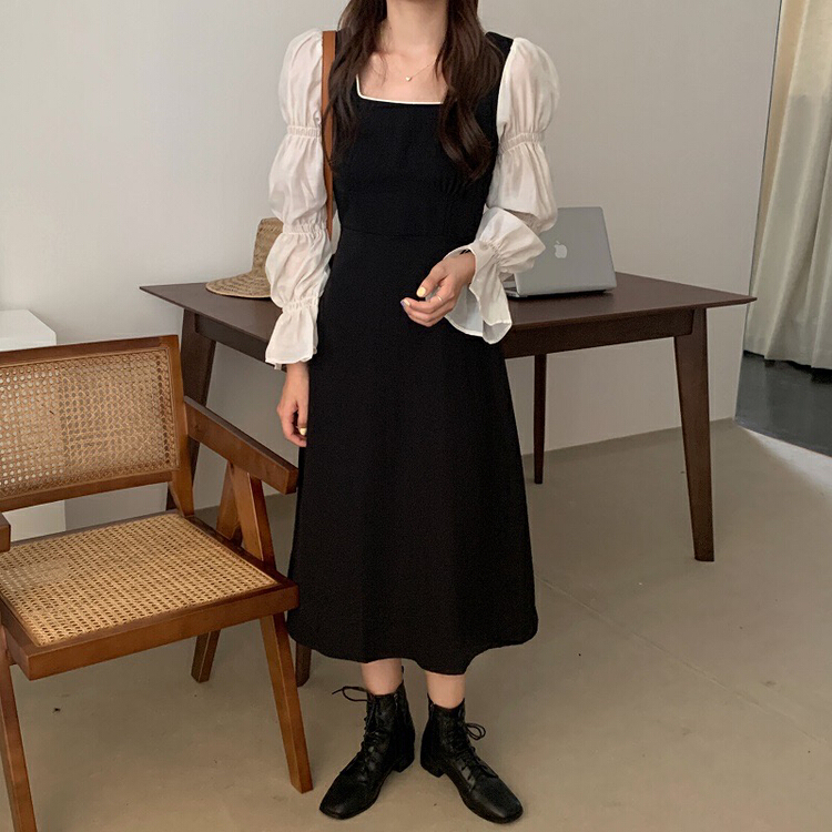 New year in early spring! [timely rain] Han Feng ins retro French court style square neck bubble sleeve dress 5478# jhy