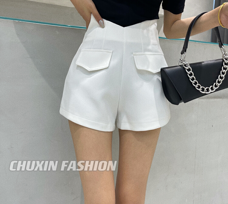 New in early summer! [c.x Chuxin] irregular high waist Spice Girls tight and slim casual shorts k790# WTT