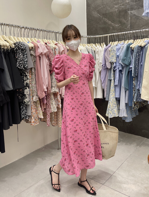 New in early summer! [uone] white floral dress 98521# LSL