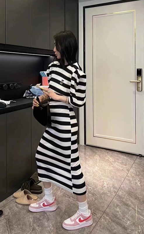 [keen k] open waist embroidered Mickey Korean stripe dress l57# WTT